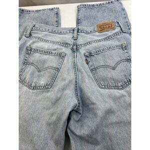 Levi's Women's 94 Baggy Denim Lightwash Blue Natural Distressing Jeans Size 28
